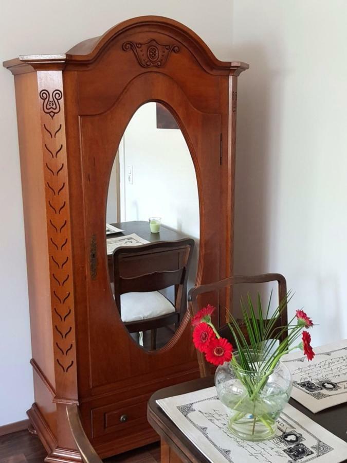 Ferienwohnung Elbhangblick - Fur 2 Personen Dresden Buitenkant foto
